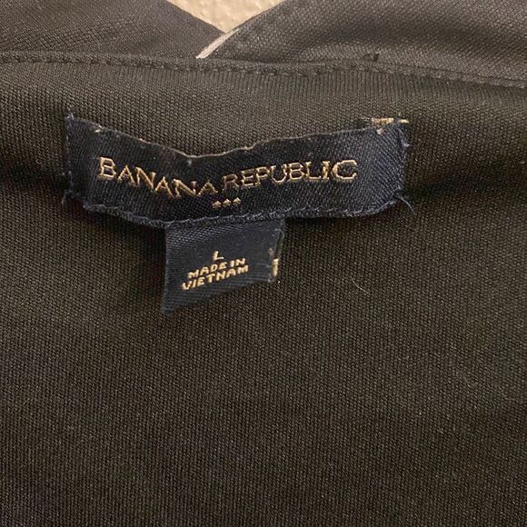 - BANANA REPUBLIC BLACK DRESS WITH BLUE, WHITE, GREEN AND GRAY DESIGNS SIZ… - Picture 2 of 4